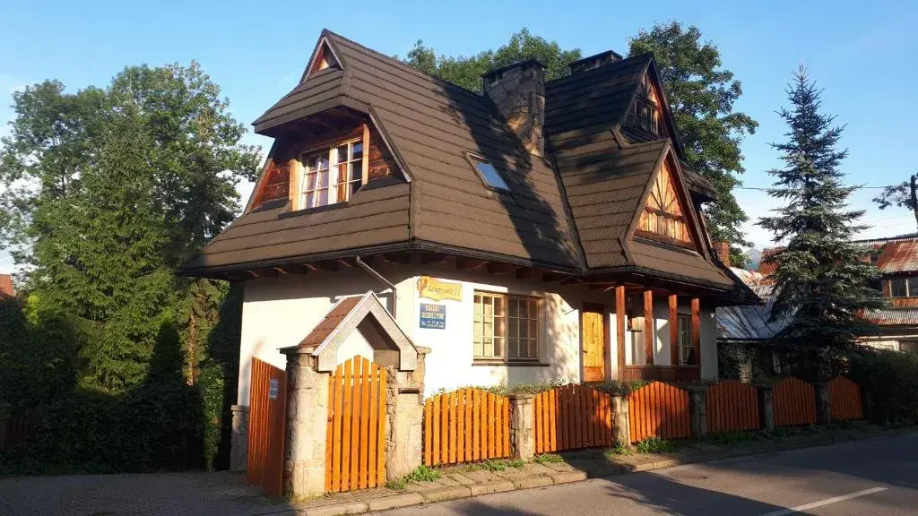 Ile kosztuje nocleg w Zakopanem? Jak znaleźć tanio i nie przepłacić?