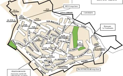 Mapa Citta Alta w Bergamo, z zaznaczonymi ulicami, placami i zabytkami.