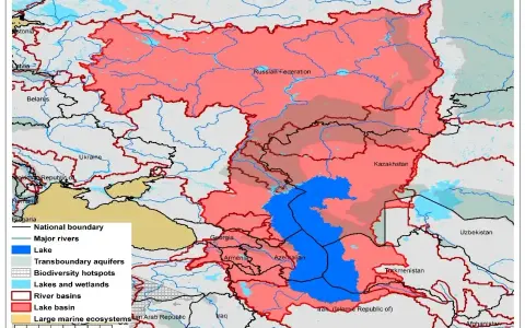 Mapa przedstawia dorzecze Wołgi, z zaznaczonymi rzekami, jeziorami i obszarami o wysokiej bioróżnorodności.