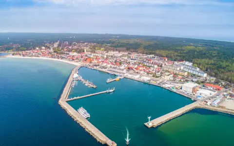 Hel: Co zwiedzić? Odkryj atrakcje i zaplanuj niezapomniany pobyt!