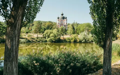 Mołdawia: Gdzie leży ten nieodkryty kraj? Mapa i atrakcje