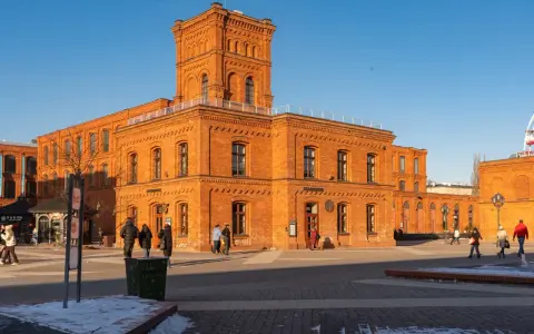 Łódź: co zwiedzić? Przewodnik po atrakcjach i gotowych planach!