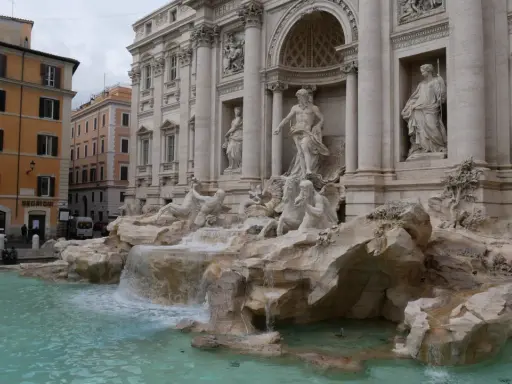 Fontanna di Trevi w Rzymie, wspaniałe dzieło sztuki, idealne na zwiedzanie Rzymu.
