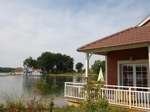 Domek nad jeziorem Zachodniopomorskie: Gdzie szukać i jak rezerwować?