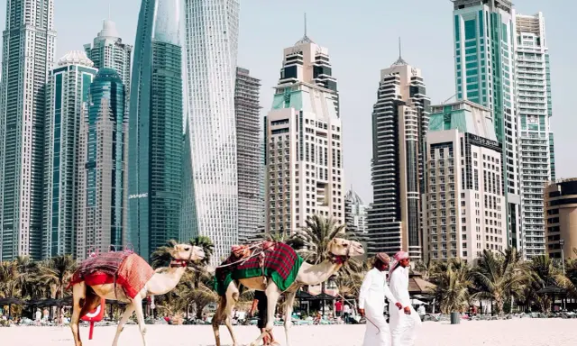 W jakim kraju jest Dubaj? ZEA, status i porady dla podróżnych.