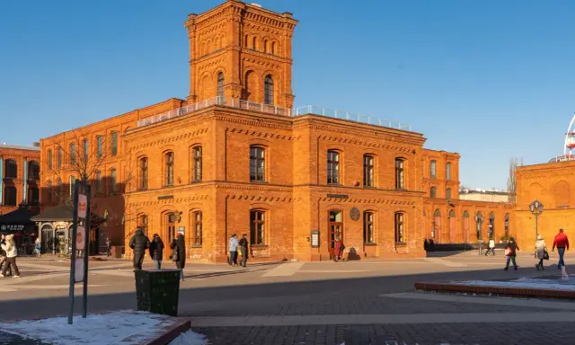 Łódź: co zwiedzić? Przewodnik po atrakcjach i gotowych planach!