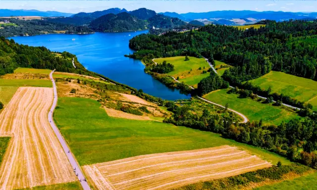 Jezioro Czorsztyńskie i Pieniny: Planuj podróż! Atrakcje, Velo, Zamki