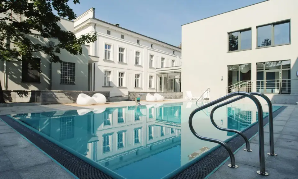 Hotel nad jeziorem Kujawsko-Pomorskie: Gdzie wypocząć idealnie?