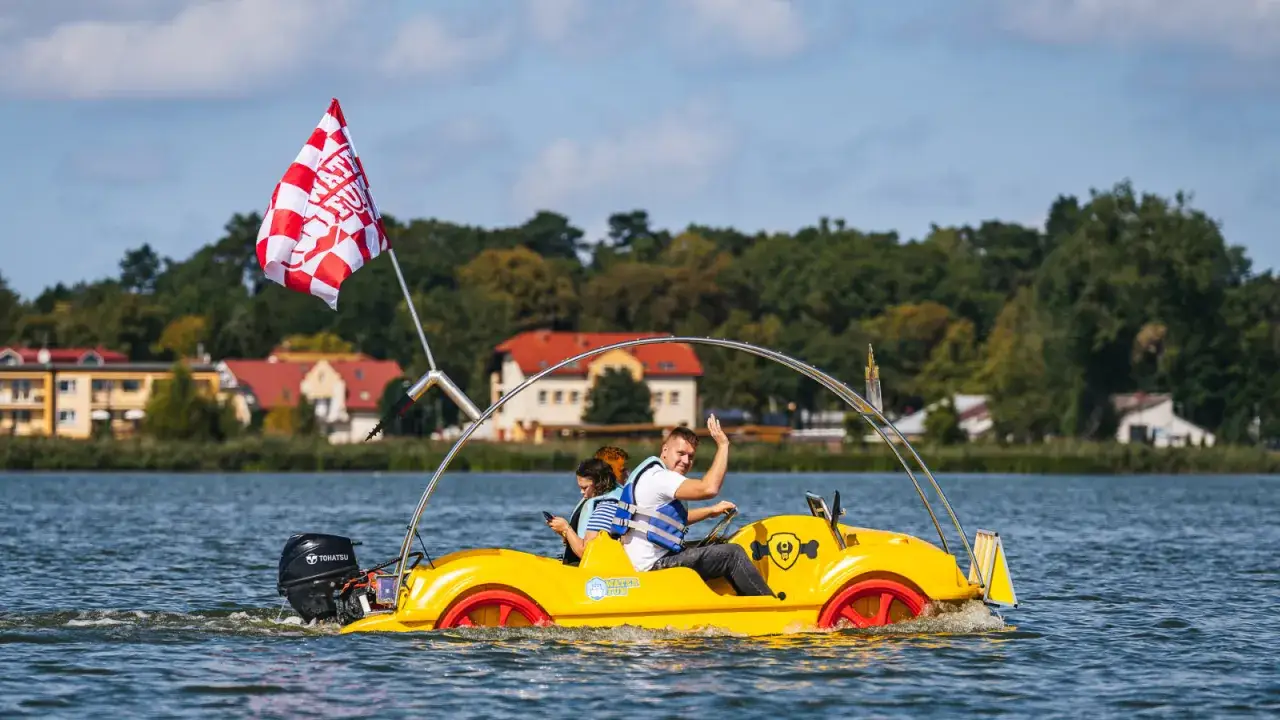 jezioro jamno sporty wodne kajaki sup