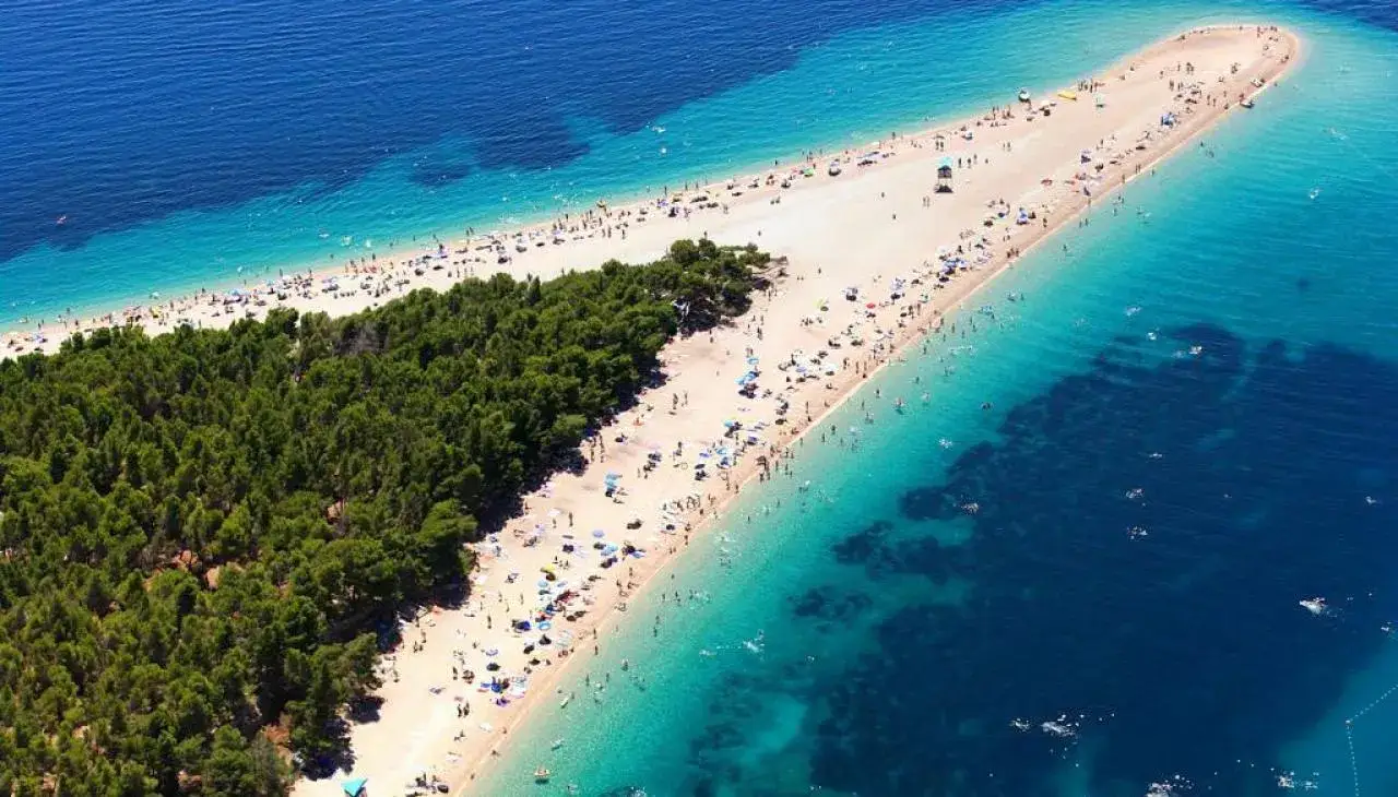 Chorwacja plaża piaszczysta dzieci