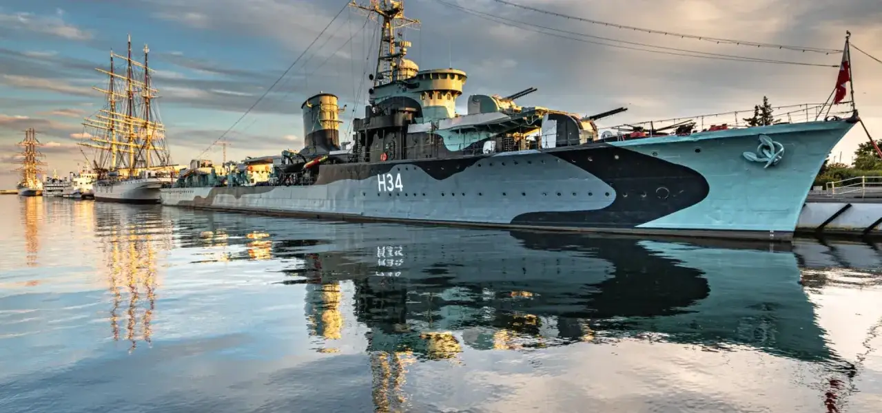 Gdynia ORP Błyskawica Dar Pomorza Skwer Kościuszki